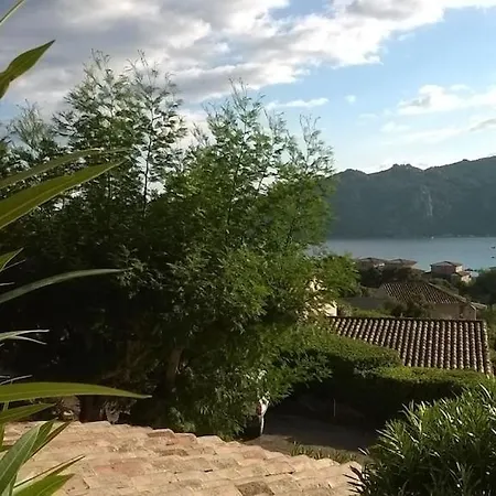 Minivilla Riventosa - Santa Giulia - 50 Passi Dal Mare Casa vacanze